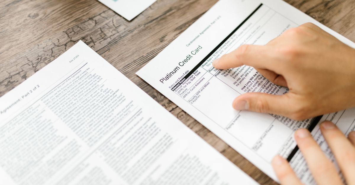 Score baixo ou nome com restrição: a diferença